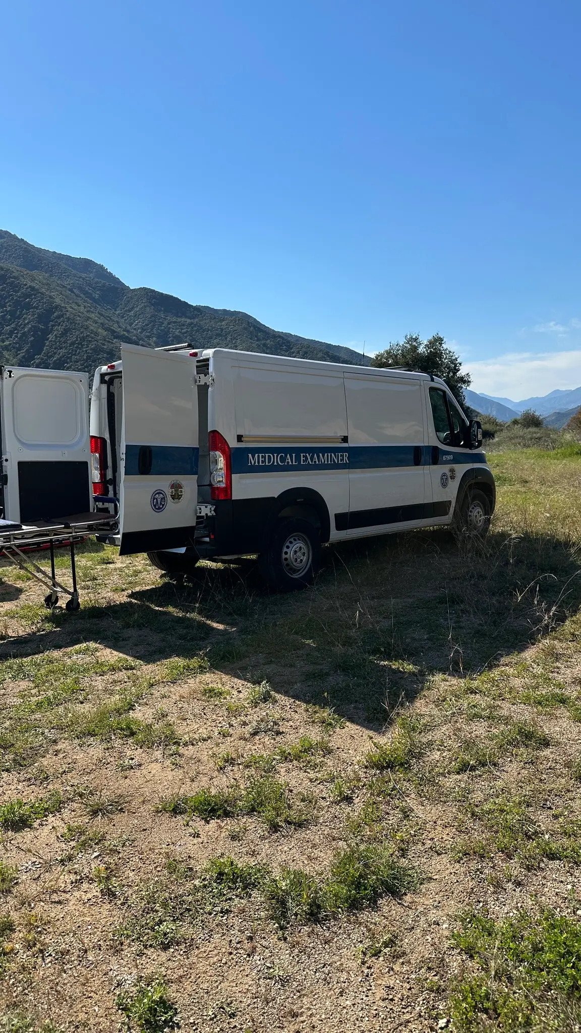 Young mother dies after being swept away at a San Gabriel River crossing on the Bridge to Nowhere trail
