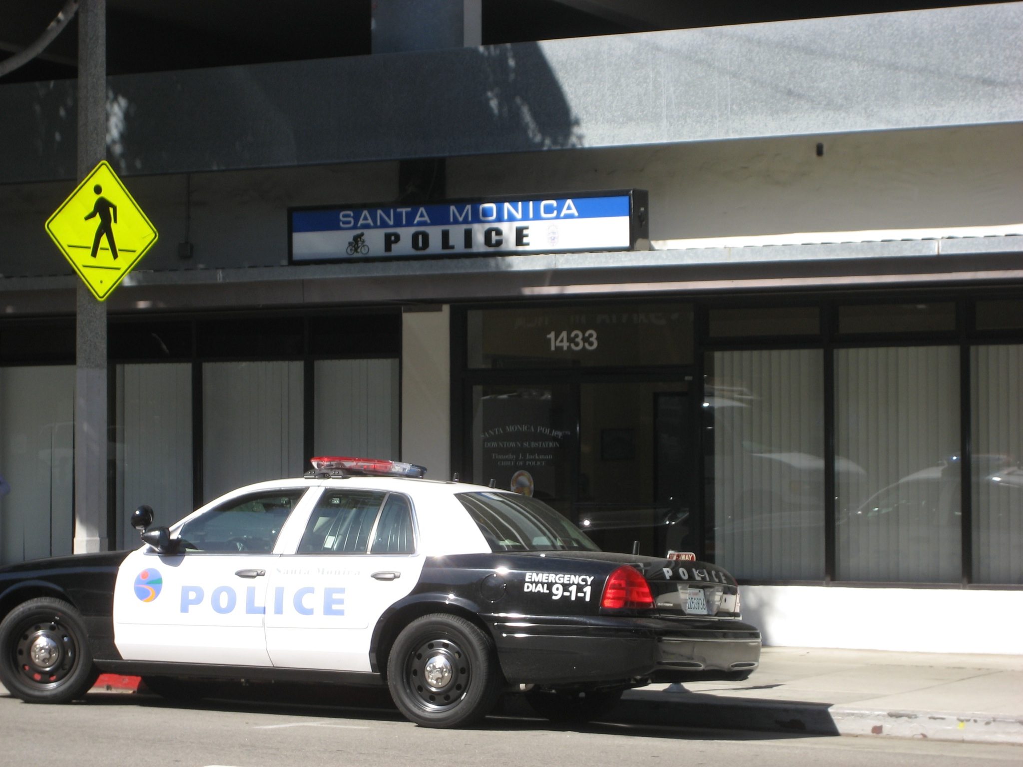 This image shows a black-and-white Santa Monica Police Department patrol car.