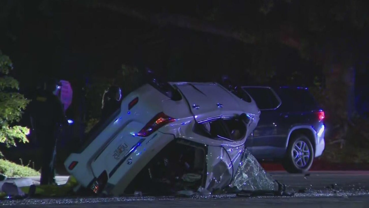 Deerfield Beach collision leaves 1 dead, 3 kids injured