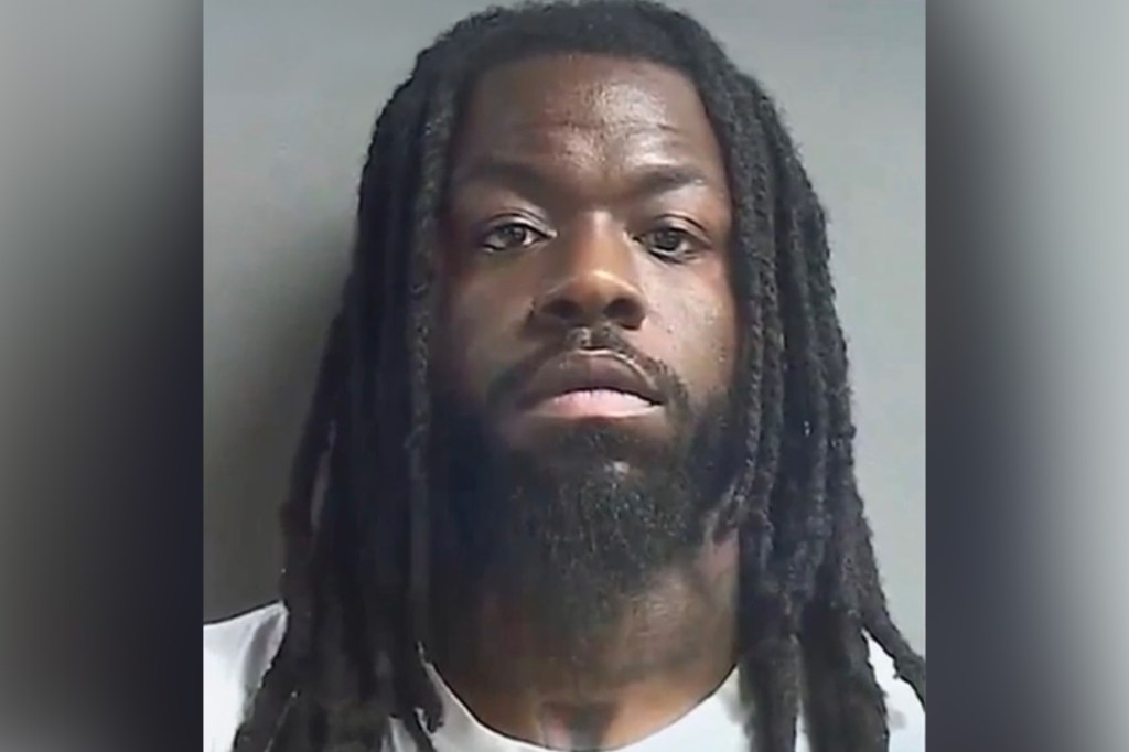 Police booking photo of Elijah Hemingway.