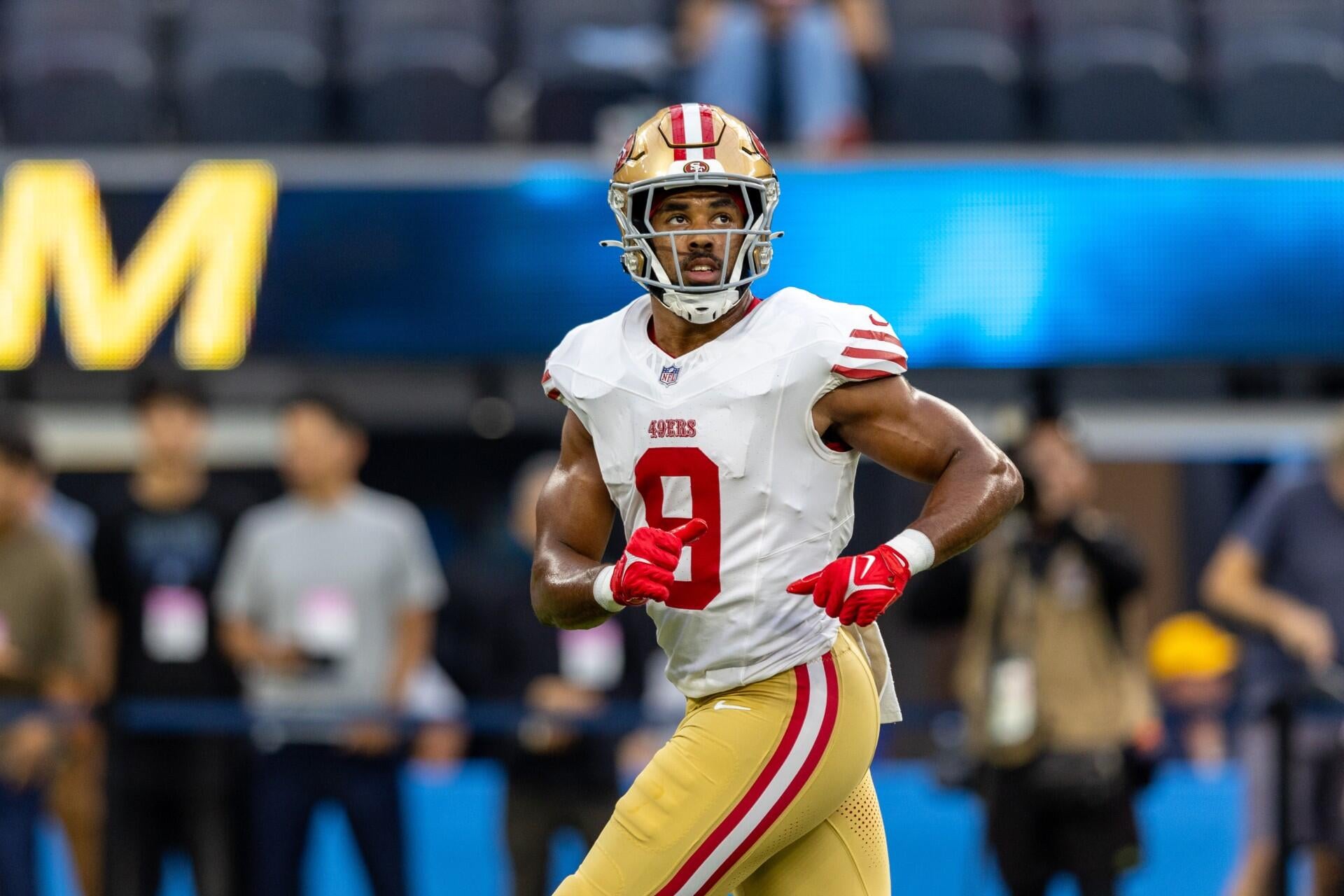 San Francisco 49ers player stays in Australia after cut