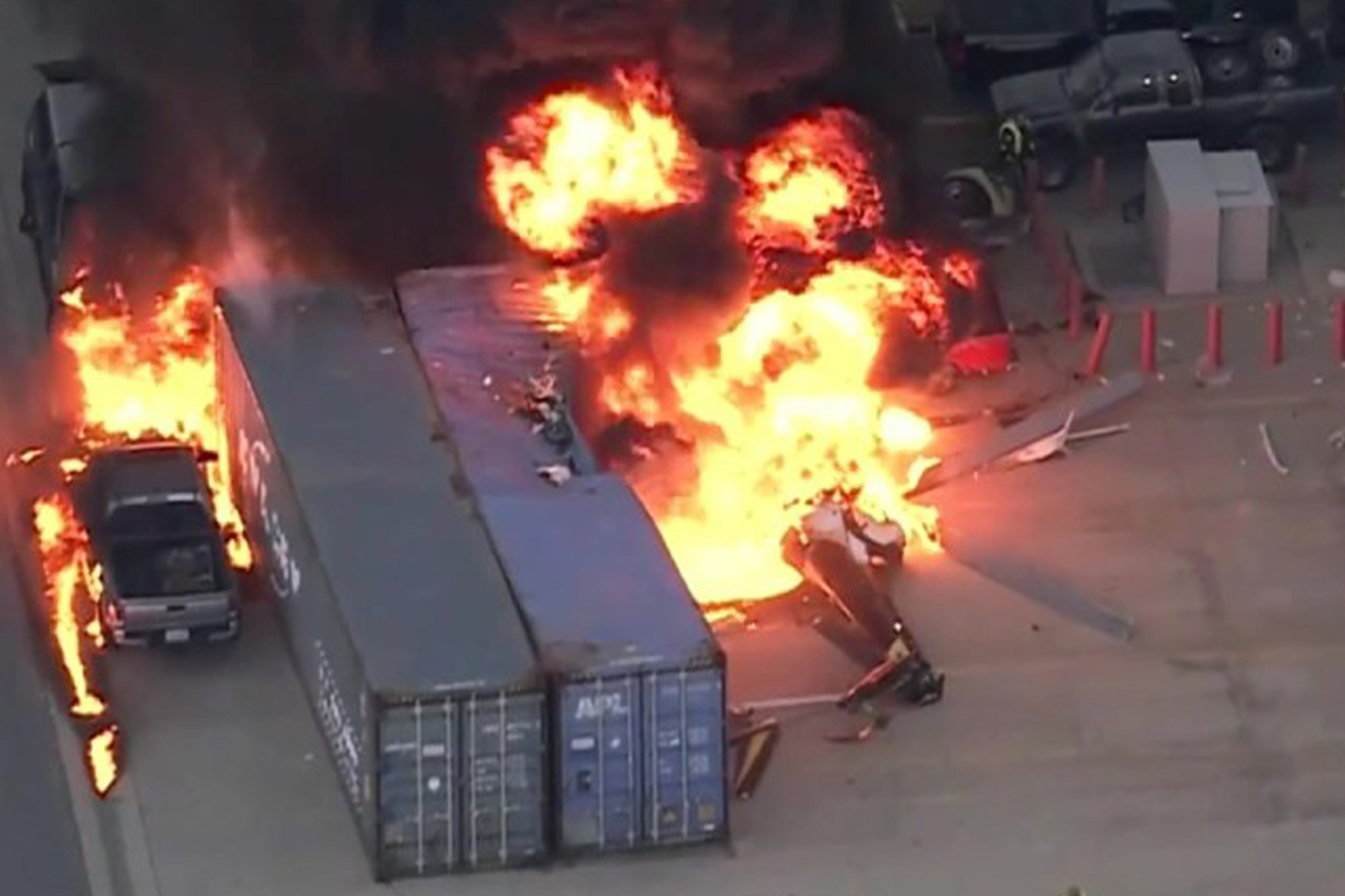 NBC news helicopter crash in Los Angeles leaves 3 dead