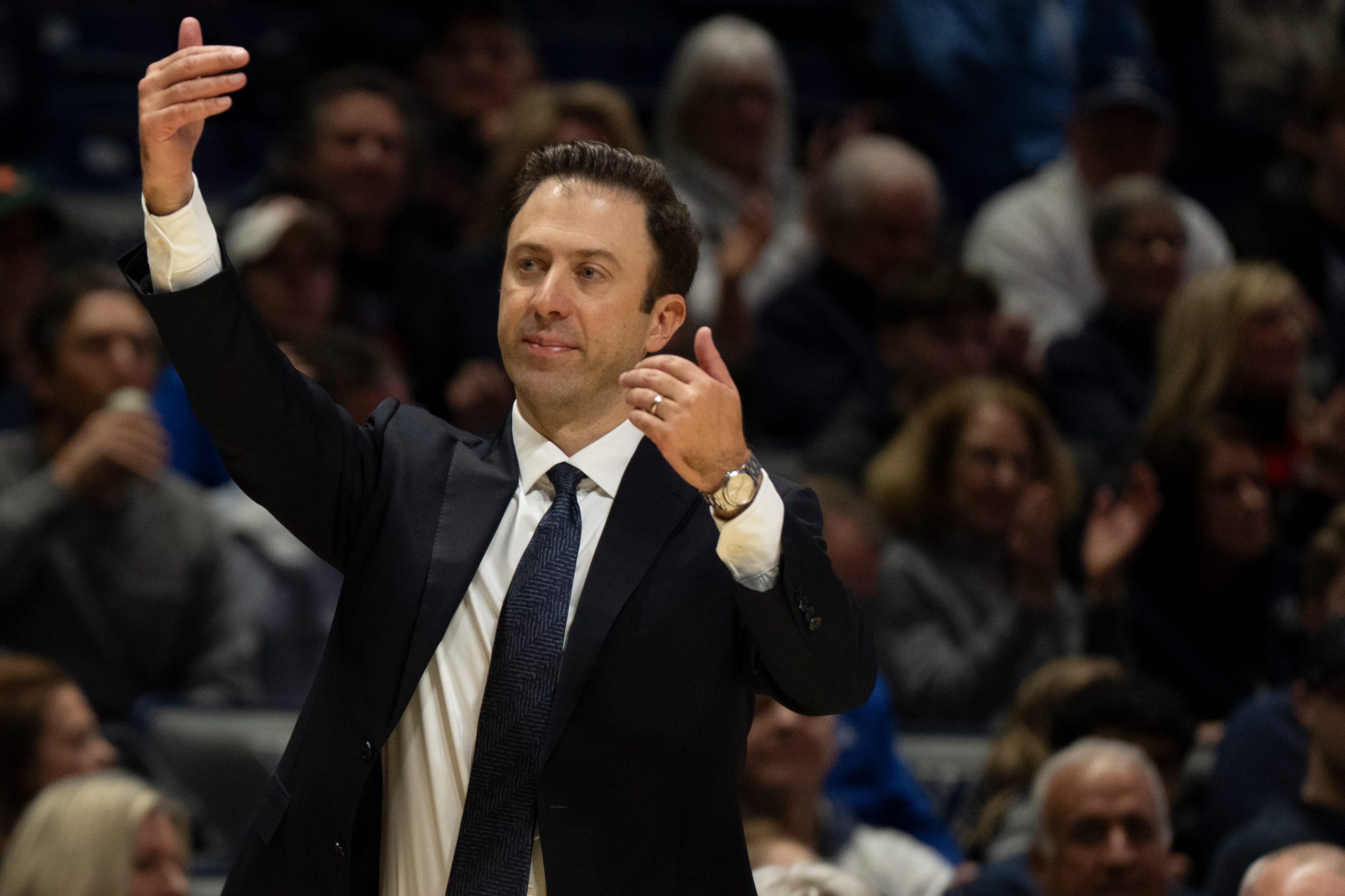 Xavier basketball prepares for outdoor exhibition against UD Flyers