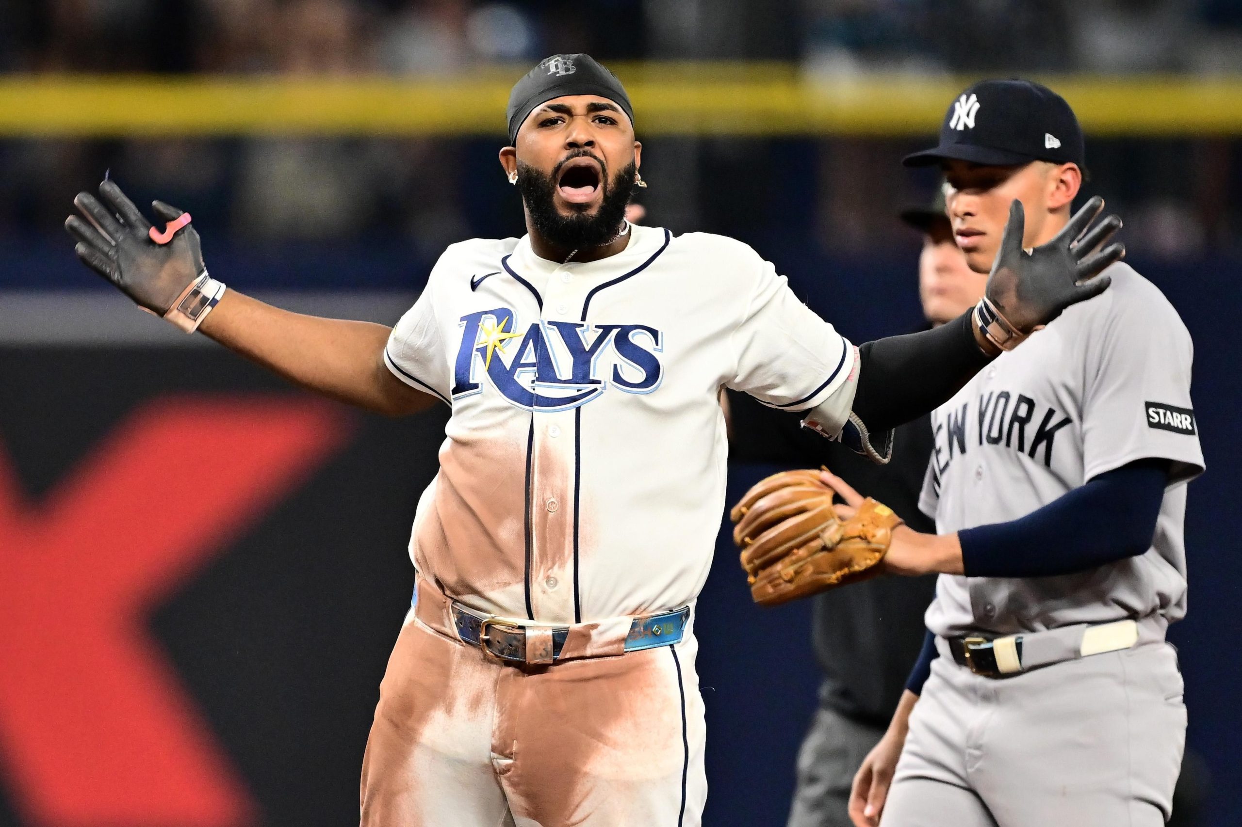 Yankees’ season ends after their offense stays dormant against Blue Jays