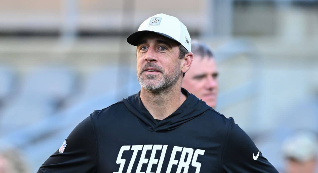 Aaron Rodgers Breaks Silence on Joey Porter Jr. Trade After Steelers Fall to Browns