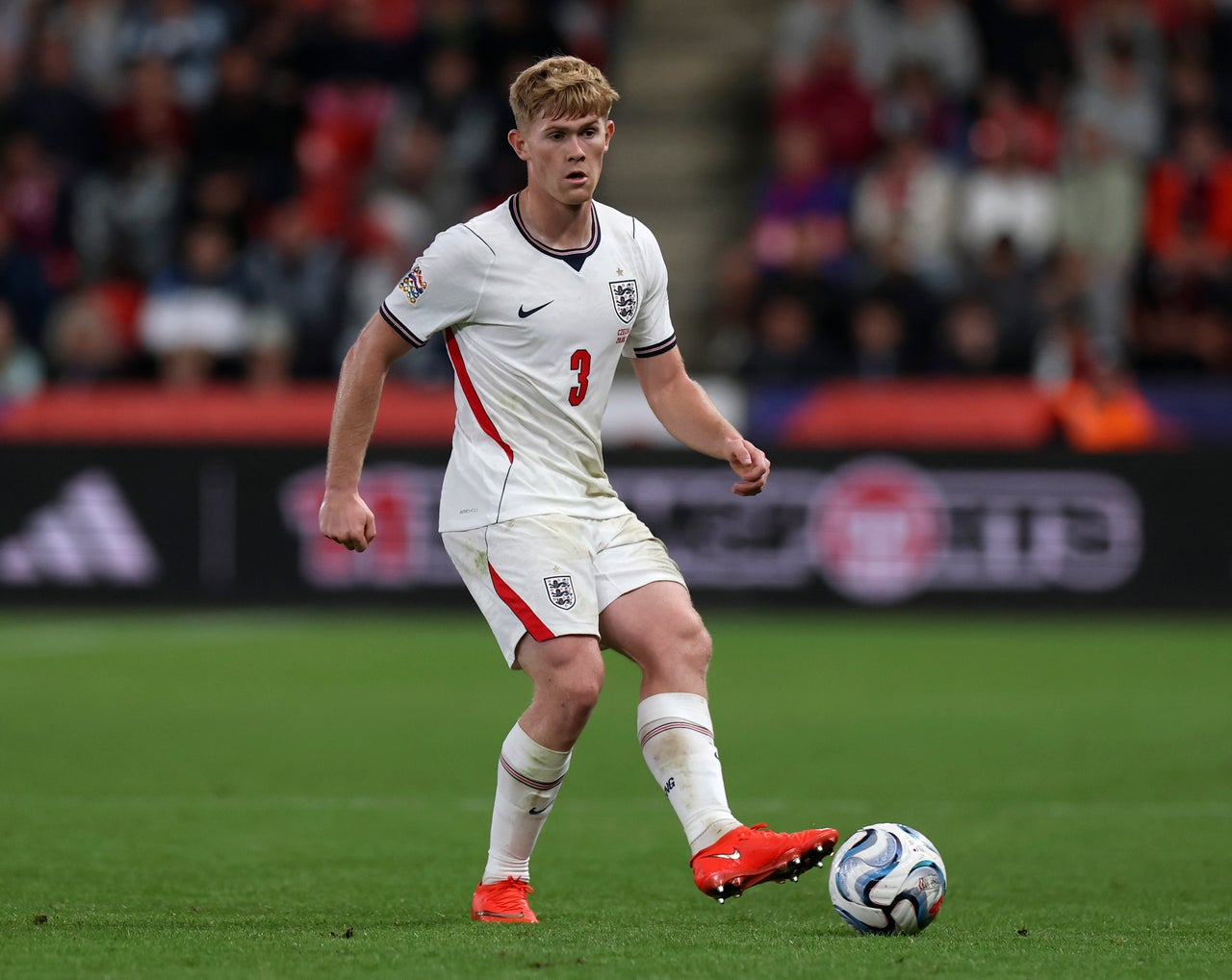 Man City star leaves England squad after injury setback