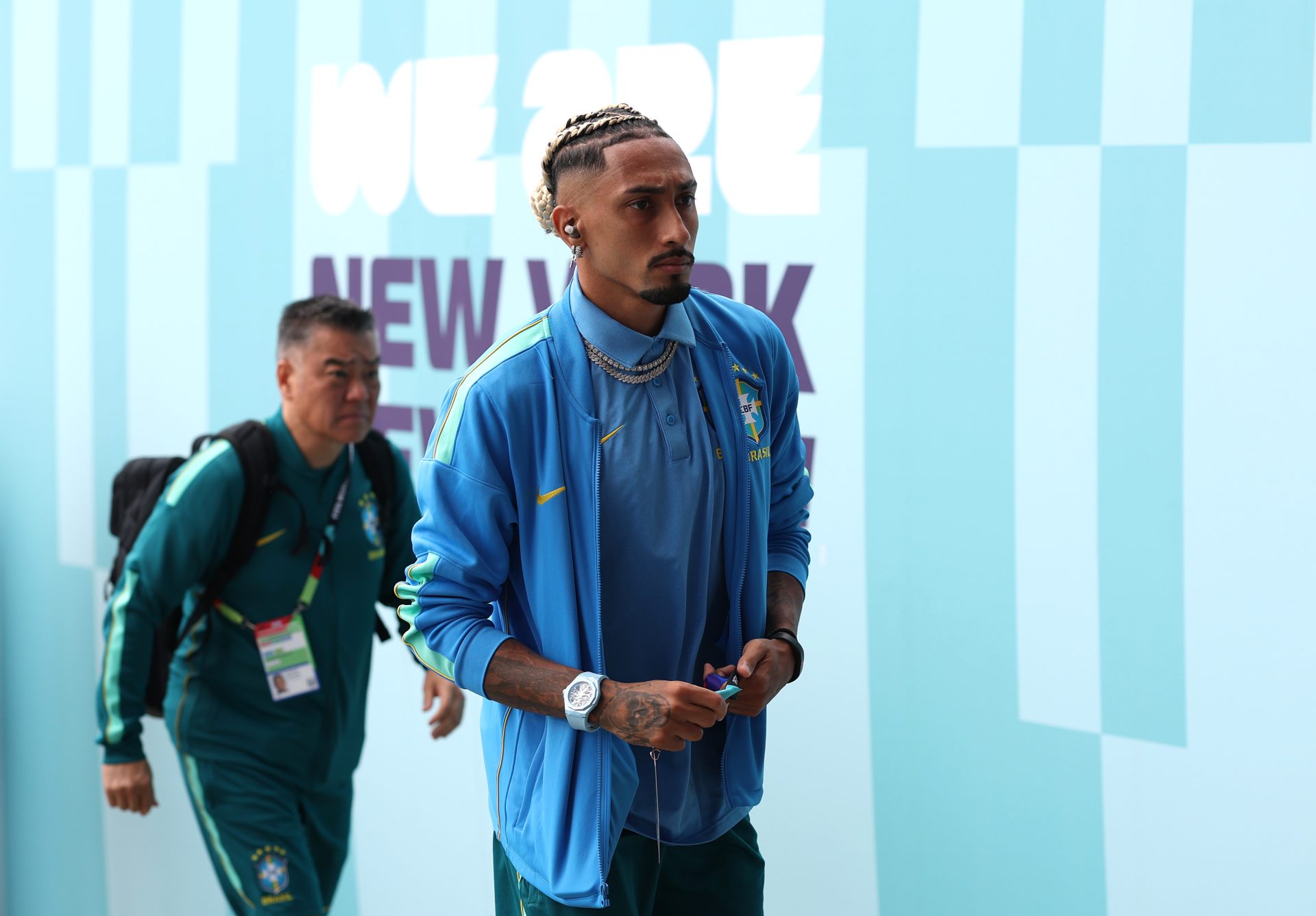 Raphinha lands in Barcelona as club prepares medical tests on Friday – report