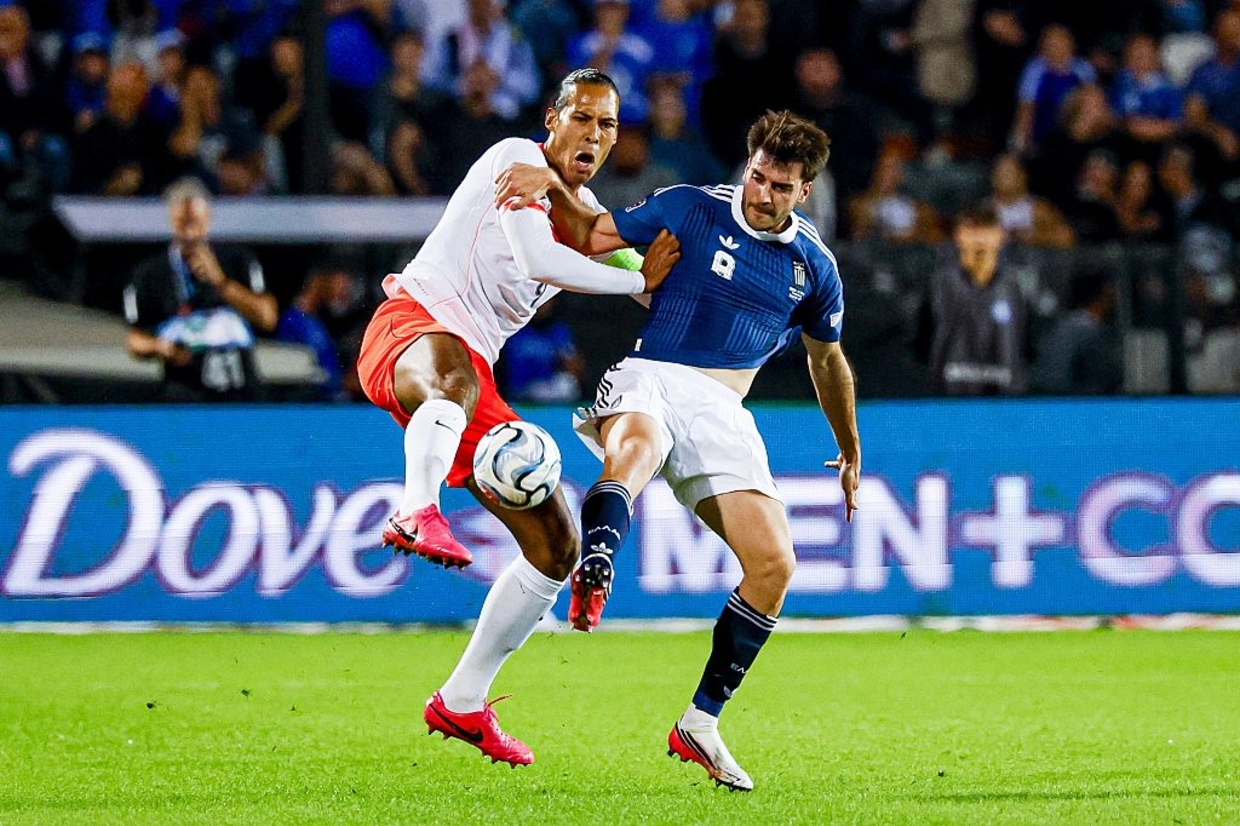Netherlands stage late comeback to deny Greece victory