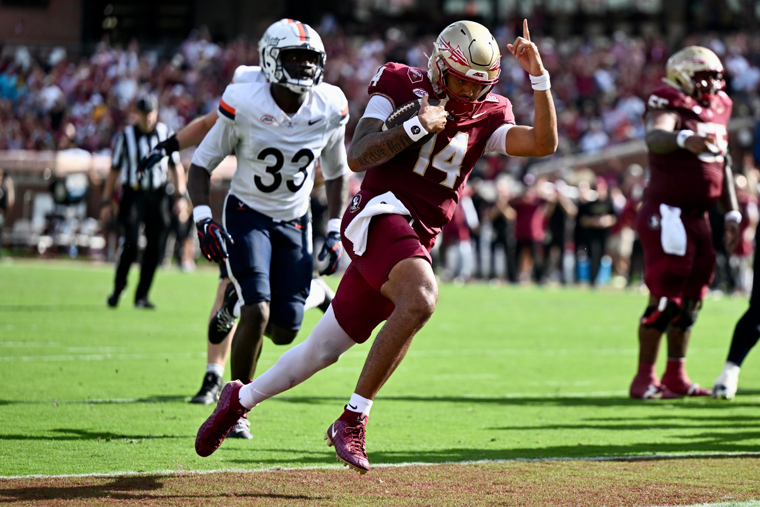 Ashton Daniels sets FSU single game quarterback rushing touchdown record