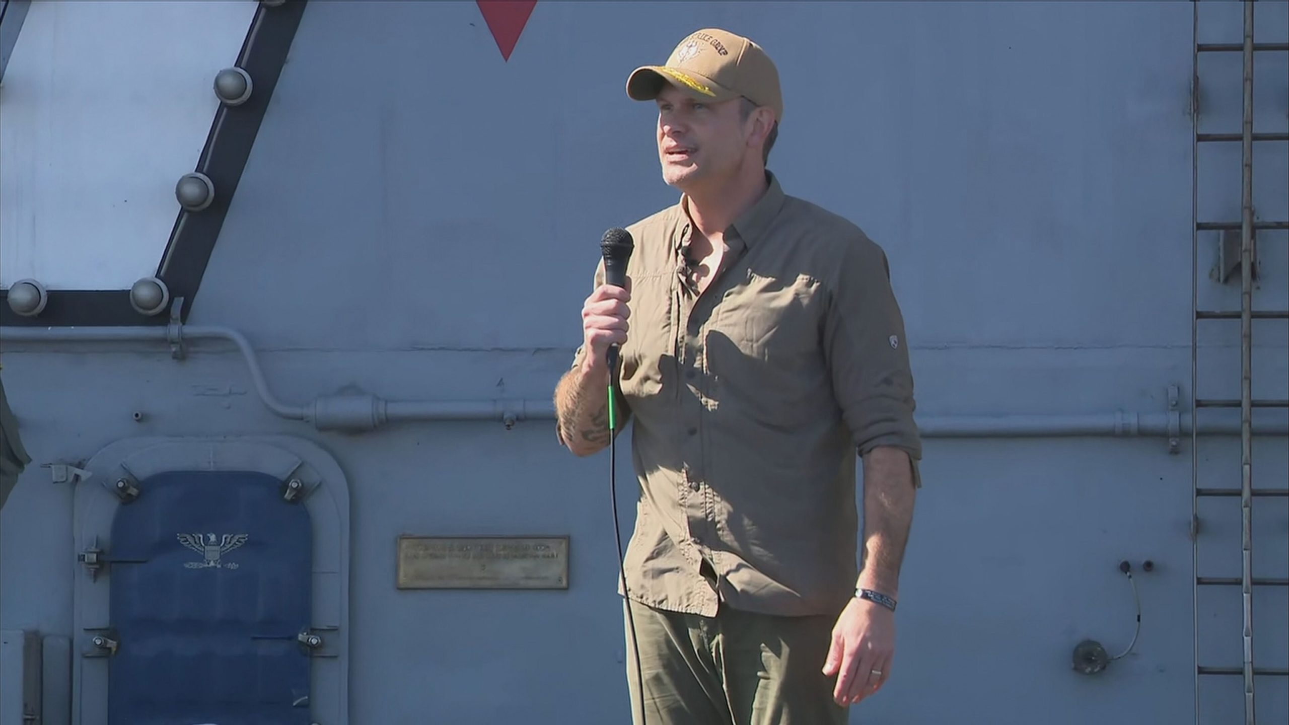 Hegseth awards USS Lincoln crew top unit honor after grueling Iran war deployment