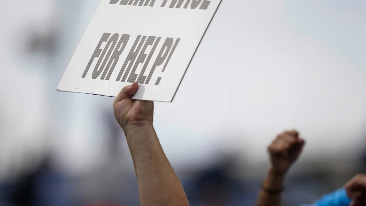 Tennessee Titans react to fans booing. ‘Fans want to win too. I feel them'