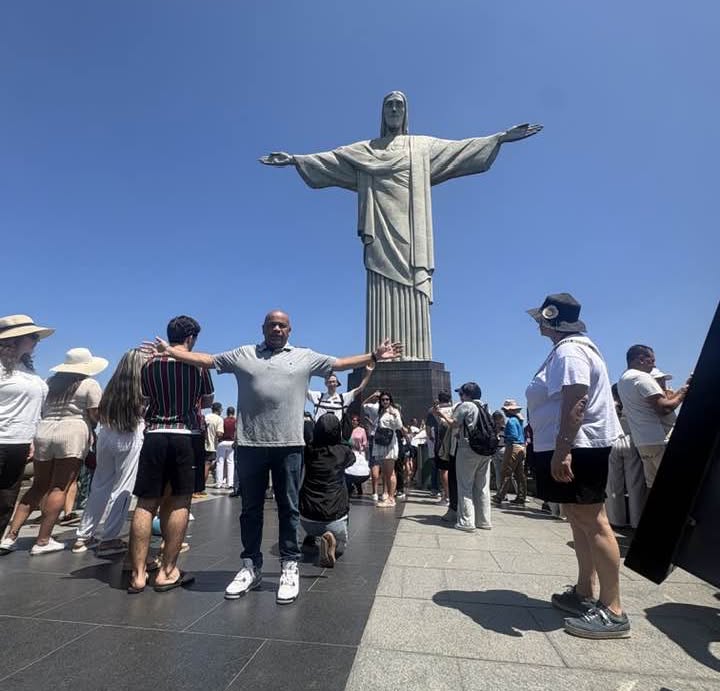 Lobbyist who partied with Carl Heastie in Brazil has raked in small fortune — as Dem refuses to say who paid for trip