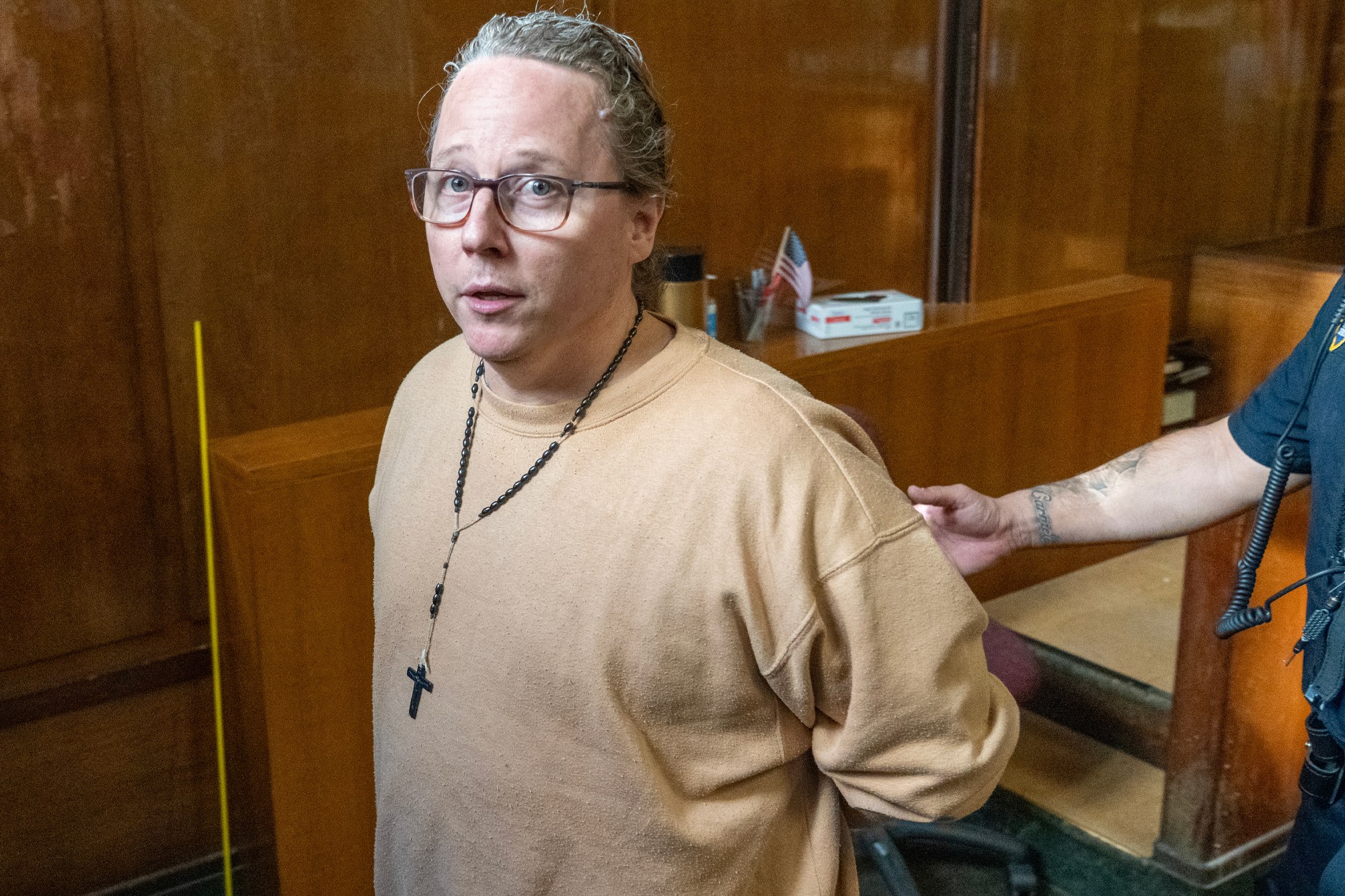 Sick S&M obsessed lawyer tortured latest victim for 7 hours with shock collar, waterboarding: prosecutors
